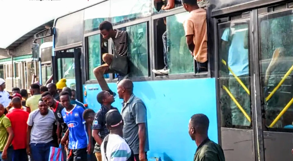 Tanzania’s Public Transport Challenges: How Mismanagement of “Mwendokasi” Affects Mobility and the Economy