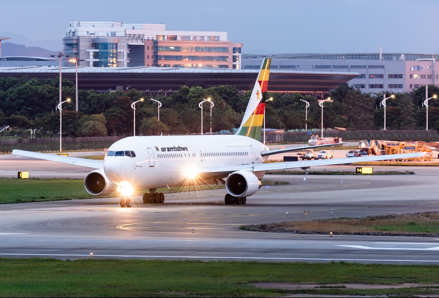 After 14 Years, Air Zimbabwe's Harare-London Route Returns as an Economic Bet