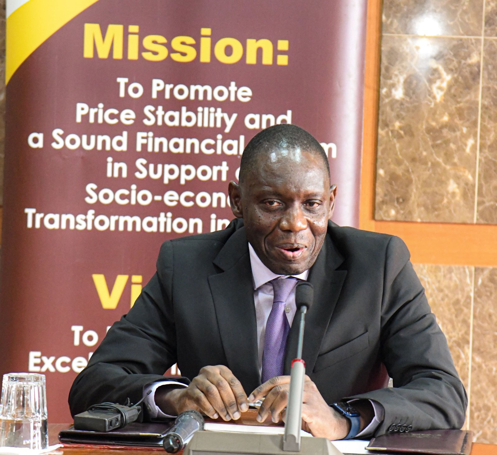 Uganda Raised Rates by 225 Basis Points. The Shilling Kept Falling